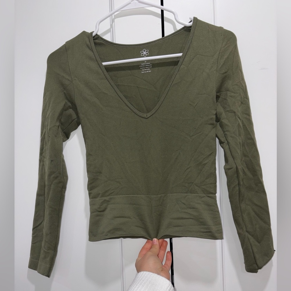 Aura Olive Long Sleeve V-Neck Top